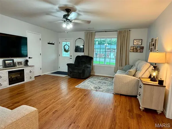 56429 Turner Acres PL, New London, MO 63459