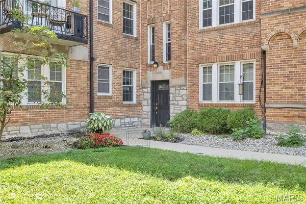 7532 Cromwell DR #2N, Clayton, MO 63105