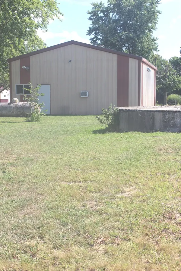 709 Thomas ST, Iuka, IL 62849