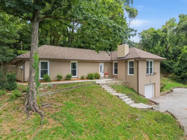 119 Crestview Circle, Chattanooga, TN 37411