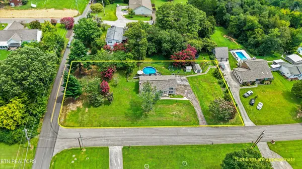 9229 Slade Drive, Knoxville, TN 37931