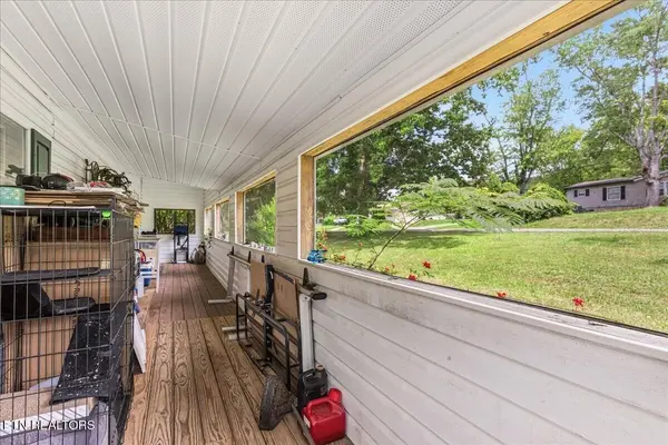955 N Main St, Decatur, TN 37322