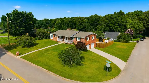 2809 Shropshire Blvd, Powell, TN 37849