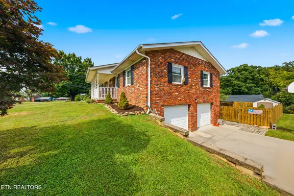 2809 Shropshire Blvd, Powell, TN 37849