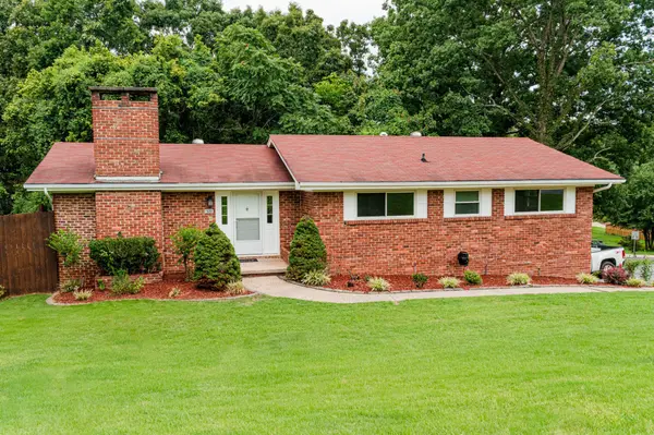 1329 Cloverdale Drive, Hixson, TN 37343