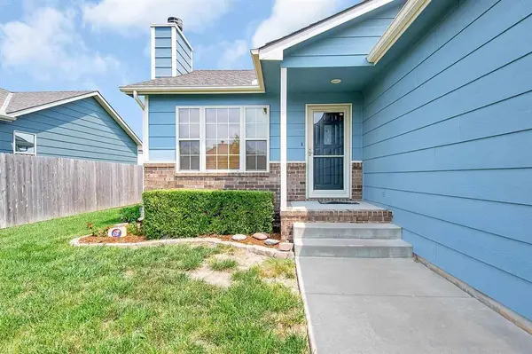2620 E Sunnyslope St, Park City, KS 67219