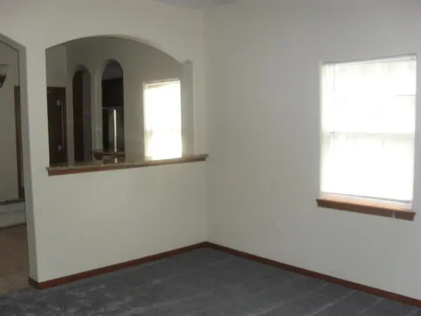 408 N C St, Arkansas City, KS 67005