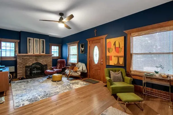 227 N Quentin St, Wichita, KS 67208-3712