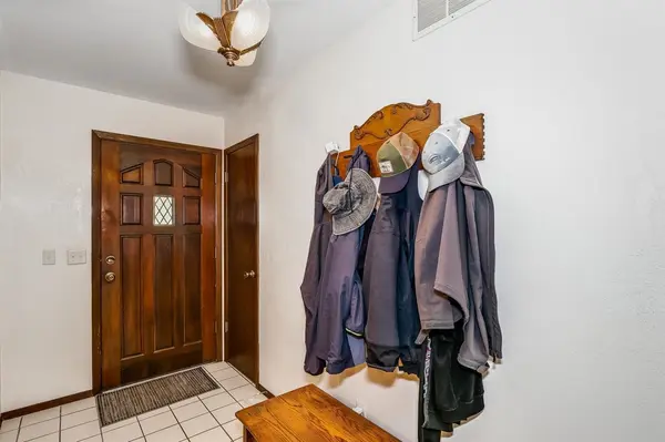 617 N Main St, Rose Hill, KS 67133