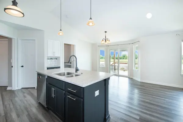 529 S Horseshoe Bnd, Maize, KS 67101