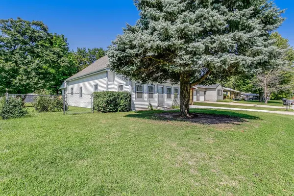 1509 N 2nd St, Arkansas City, KS 67005