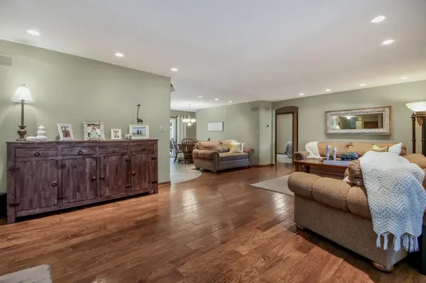 544 Opal Ave, Maize, KS 67101