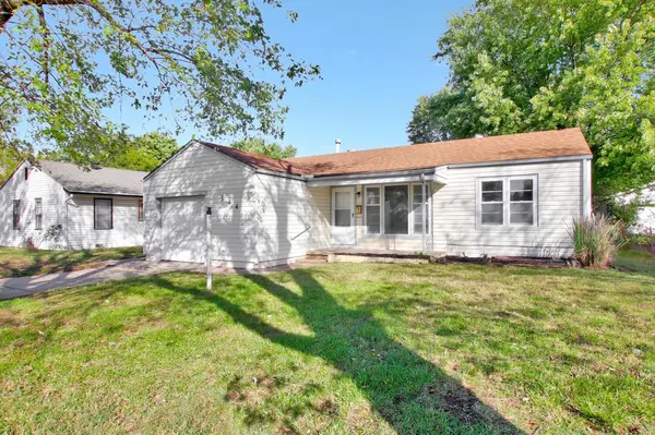 344 W 35th St S, Wichita, KS 67217