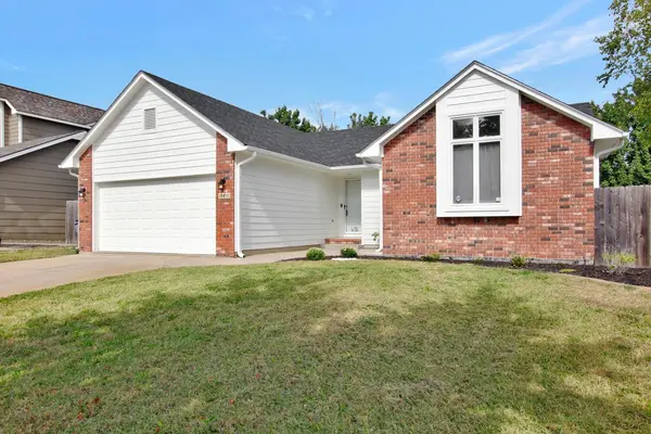10210 E LINCOLN ST, Wichita, KS 67207