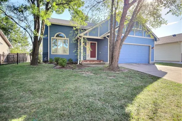 9817 E Bayley St, Wichita, KS 67207