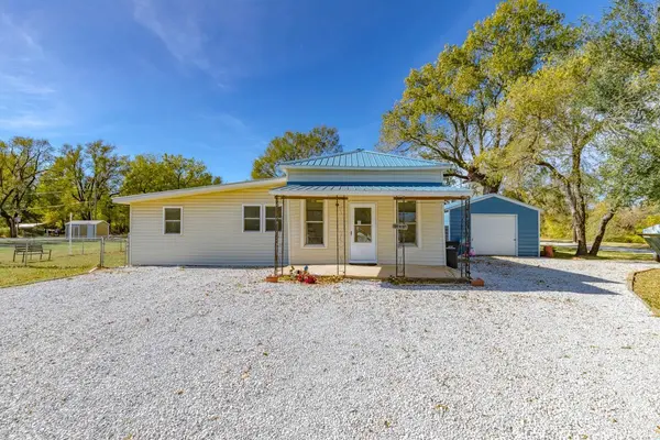 125 N 11th St,  Arkansas City,  KS 67005