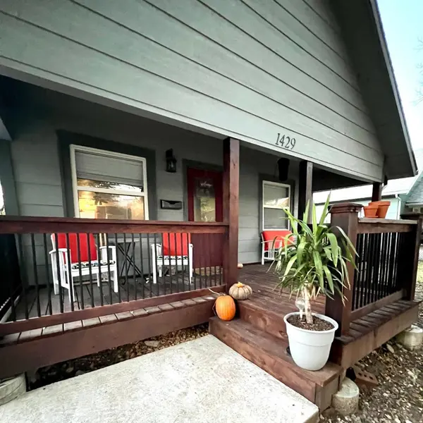 1429 Dearborn St, Augusta, KS 67010