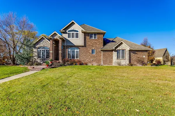 101 N Chelmsford Ct, Wichita, KS 67230