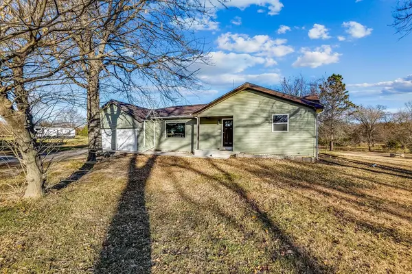 15944 SW Mulberry Rd, Rose Hill, KS 67133