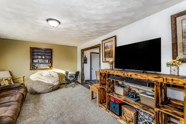 15944 SW Mulberry Rd, Rose Hill, KS 67133