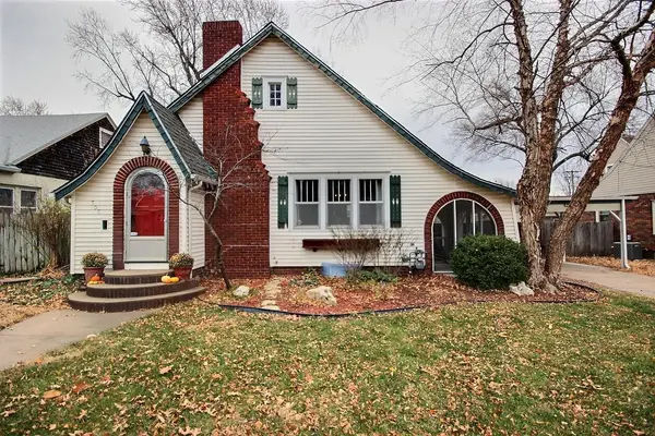 306 N Dellrose Ave, Wichita, KS 67208