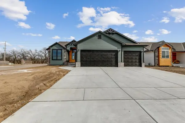 6722 N Silverton St, Park City, KS 67219