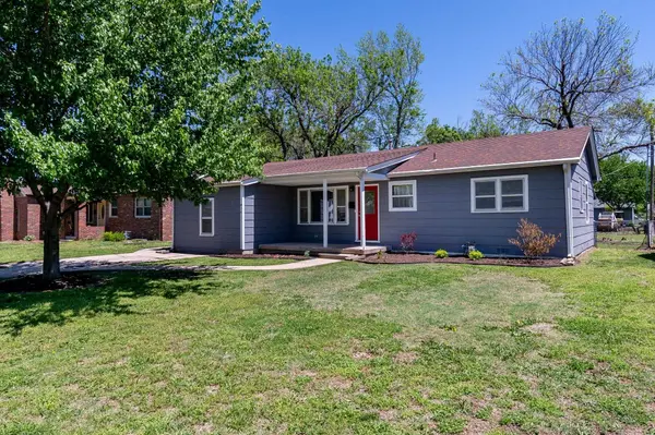 430 N Burns, Valley Center, KS 67147