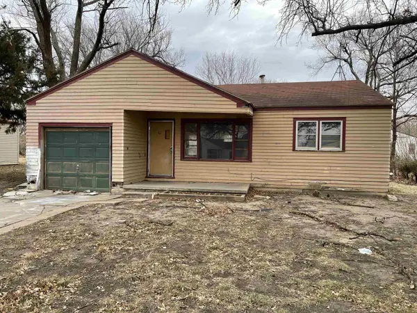 2632 N Poplar St, Wichita, KS 67219