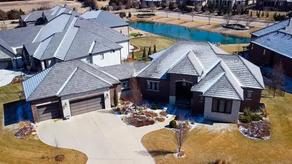 2102 N Veranda Cir, Wichita, KS 67206
