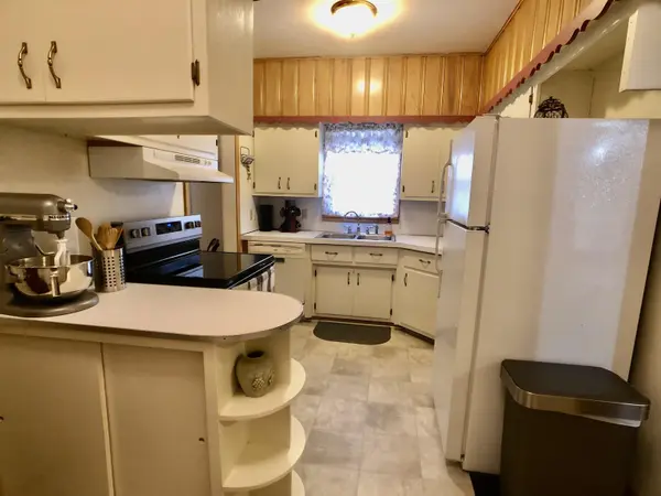 1008 N 2nd, Arkansas City, KS 67005