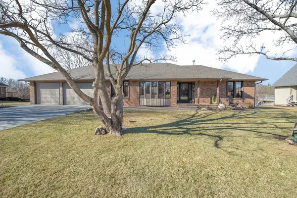14216 E Boston St, Wichita, KS 67230