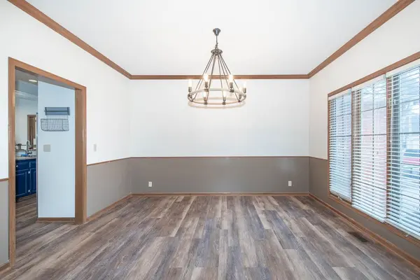 2710 N Dublin Cir, Wichita, KS 67226