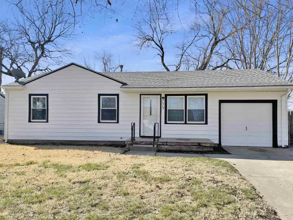 1319 E Crowley St, Wichita, KS 67216