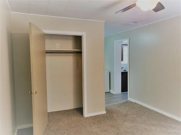 1705 Cherry St, Winfield, KS 67156
