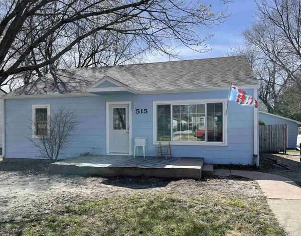515 S High St, Newton, KS 67114