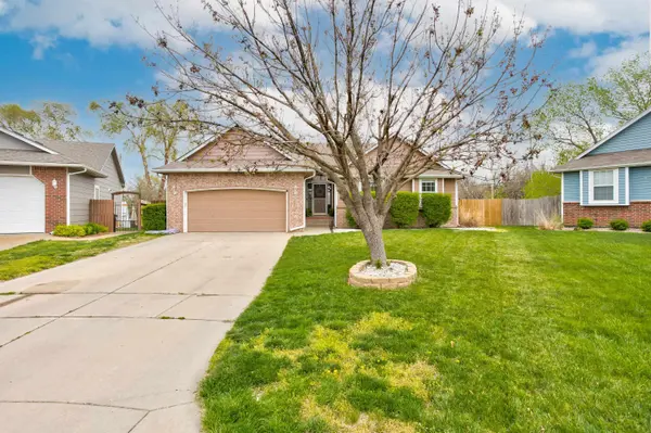 10518 W University Ct, Wichita, KS 67209