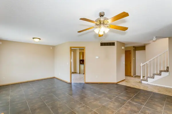 4601 N Farmstead St, Bel Aire, KS 67220