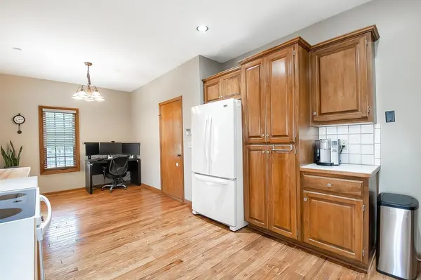 944 N White Tail Cir, Wichita, KS 67206