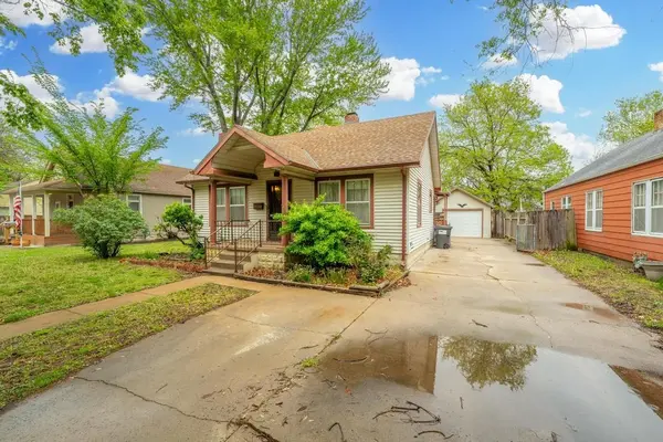 1832 N Woodland, Wichita, KS 67203