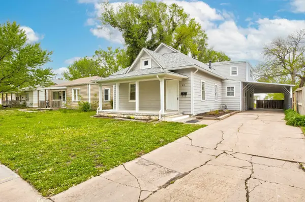 814 S SAINT CLAIR AVE, Wichita, KS 67213