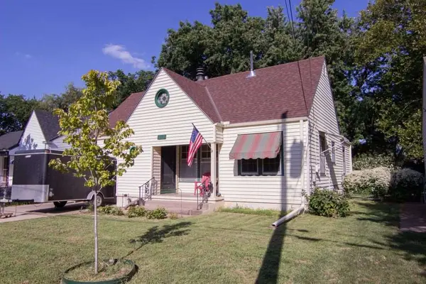 1548 N Woodrow Ct, Wichita, KS 67203