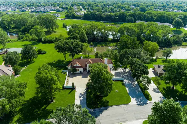 310 N Rainbow Lake Rd, Wichita, KS 67235