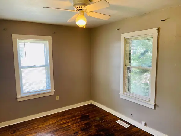 106 S Arthur St, El Dorado, KS 67042