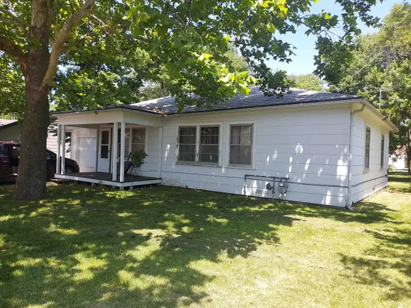 516 E Violet St,  Potwin,  KS 67123