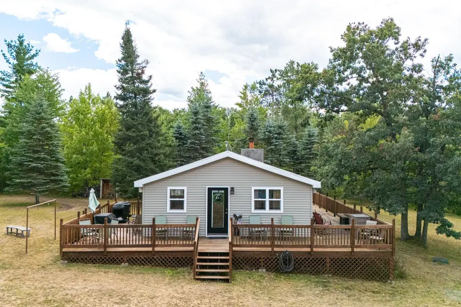 N6728 S 2ND ST, Crivitz, WI 54114-9112