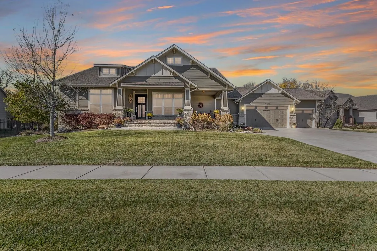 1341 N SHADOW ROCK DR, Andover, KS 67002