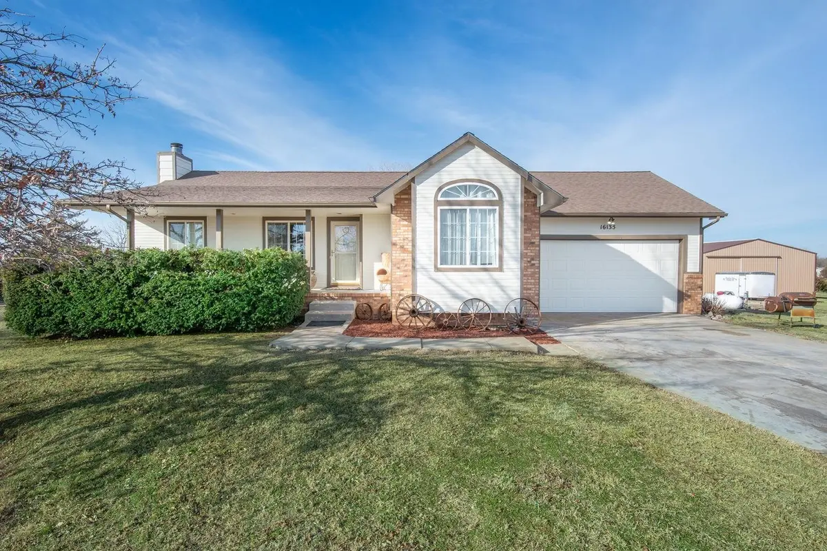 16135 SW Indianola Rd, Rose Hill, KS 67133