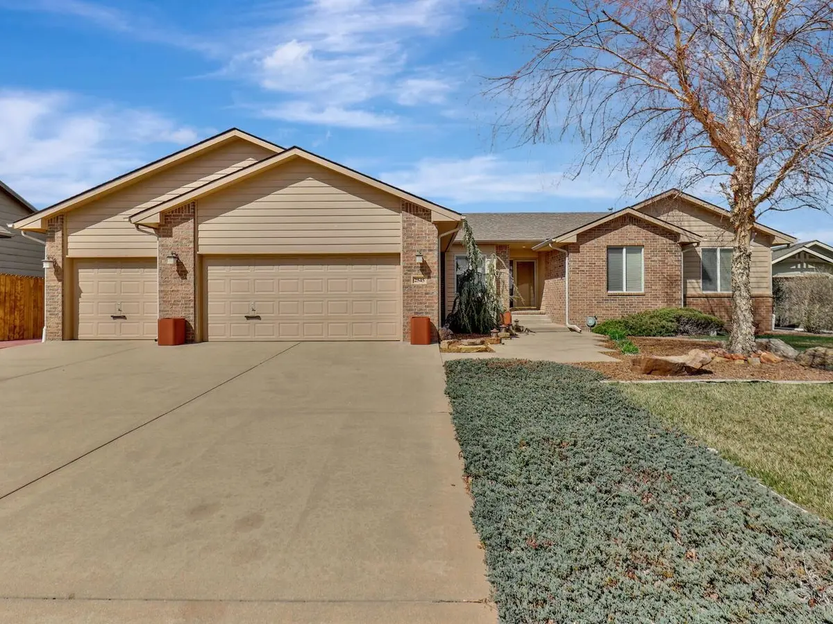 2545 E Saint Andrew Ct, Goddard, KS 67052