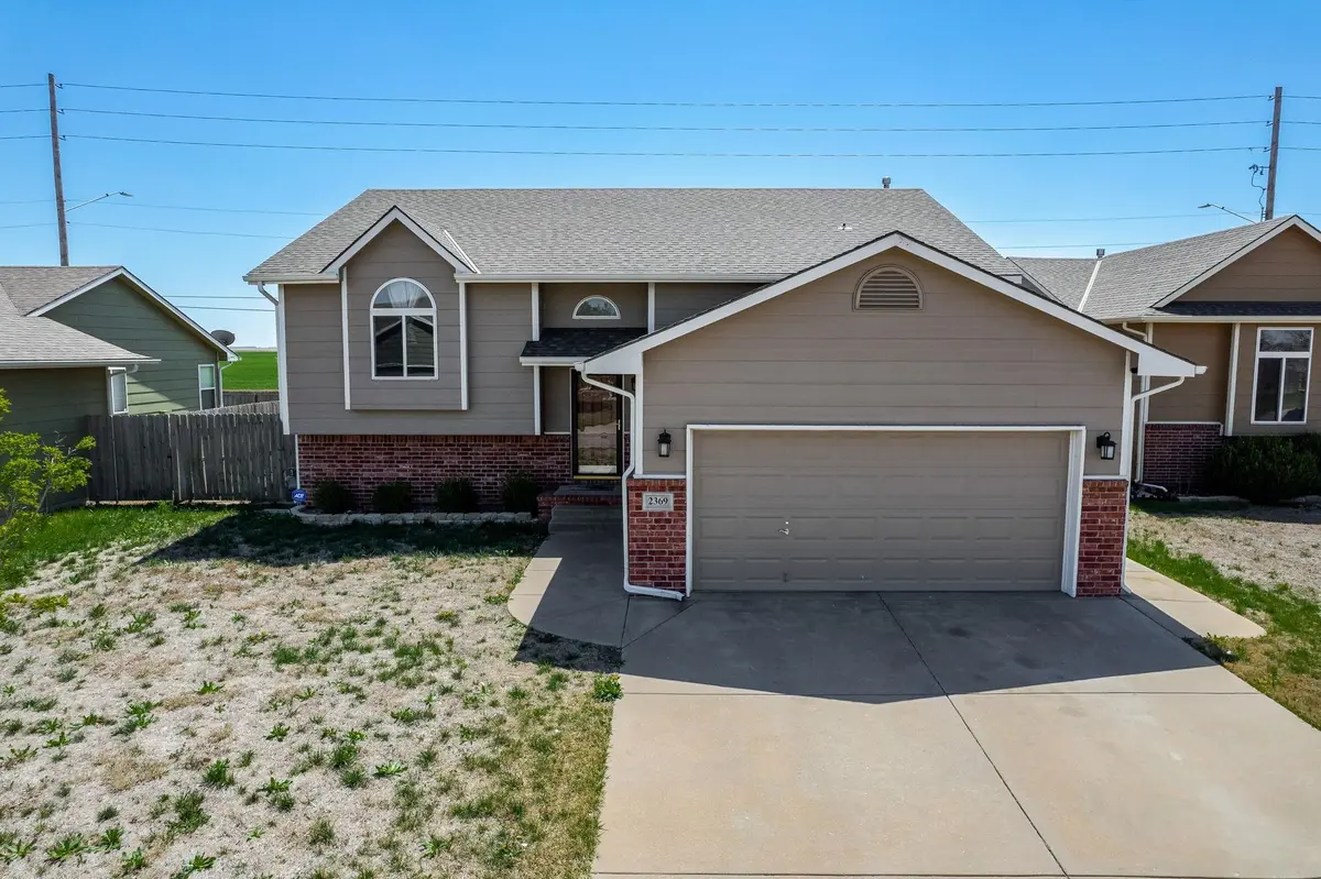 2369 S Milstead Ct, Wichita, KS 67209
