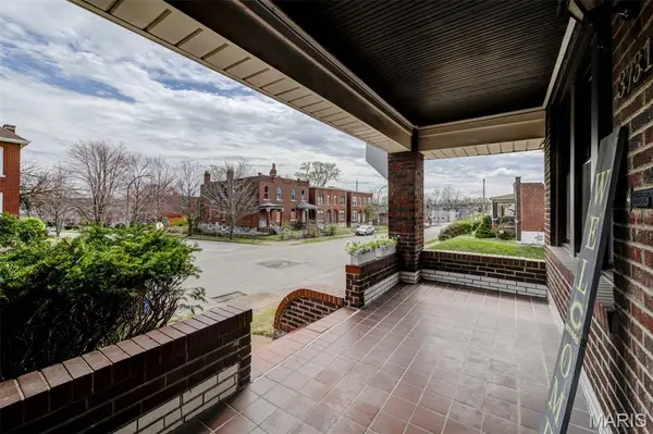 3731 Shreve AVE, St Louis, MO 63115